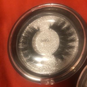 Faux mink eyelashes